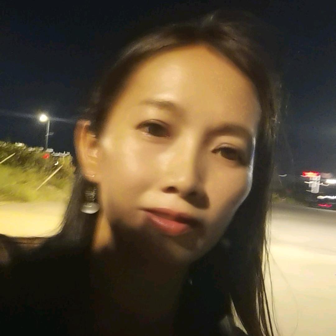 布依姐姐(请勿连赞)