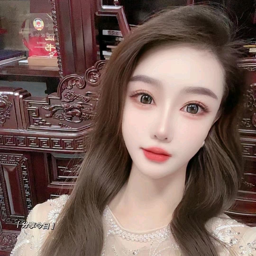 叶子原创服装设计