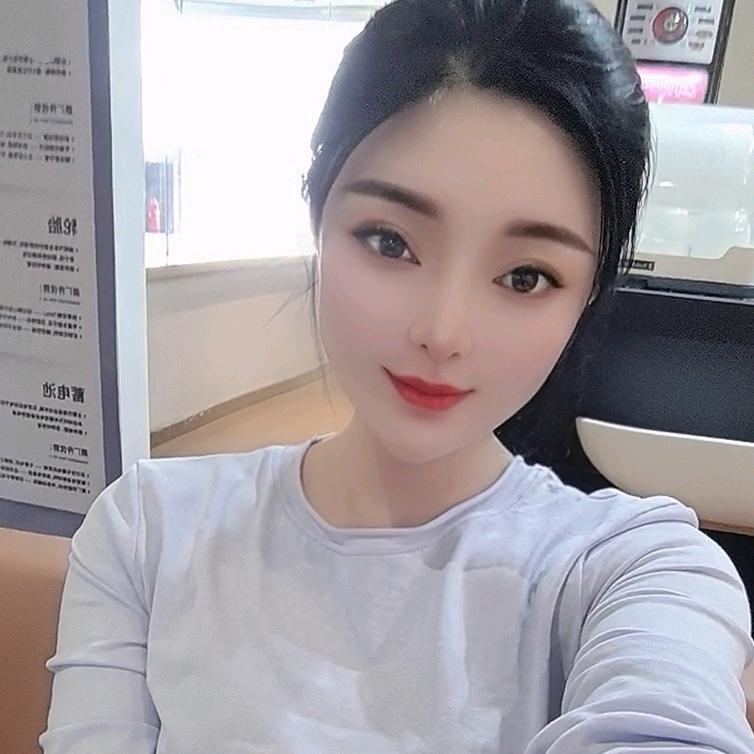 一凡（差点成美女）