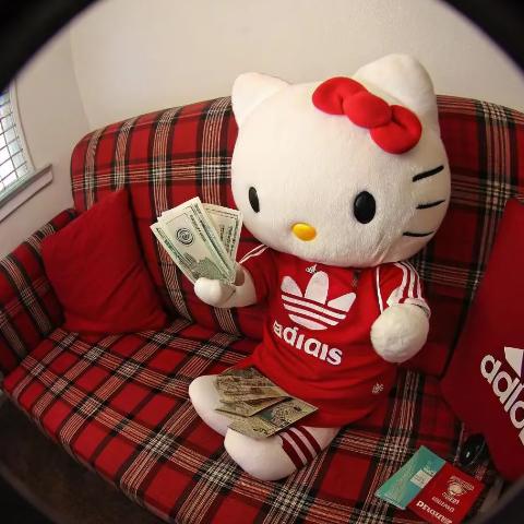千屿女装-悠卡