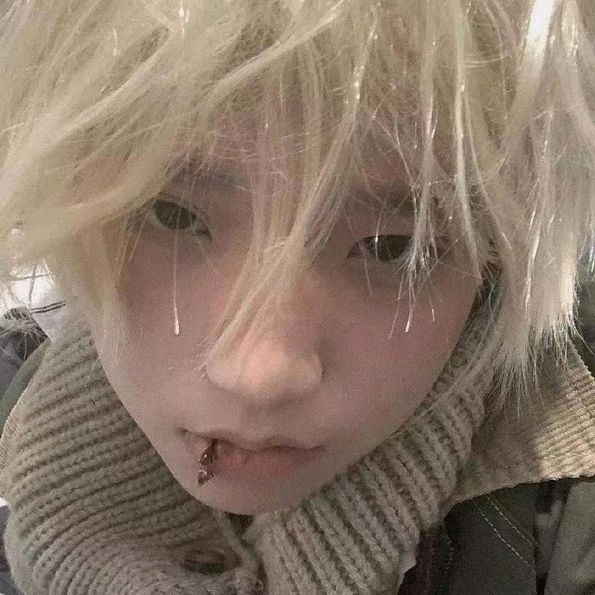 100