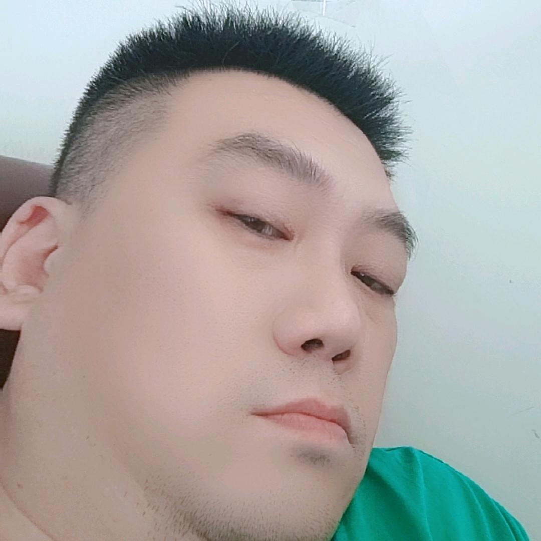 猛踹猪任那条好腿