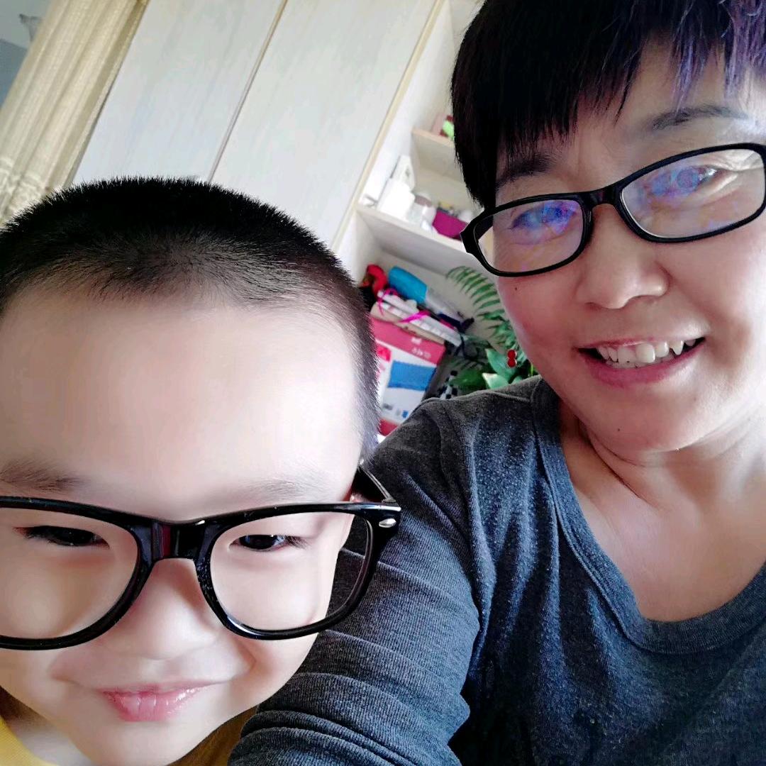 凌子有氧娱乐直播间