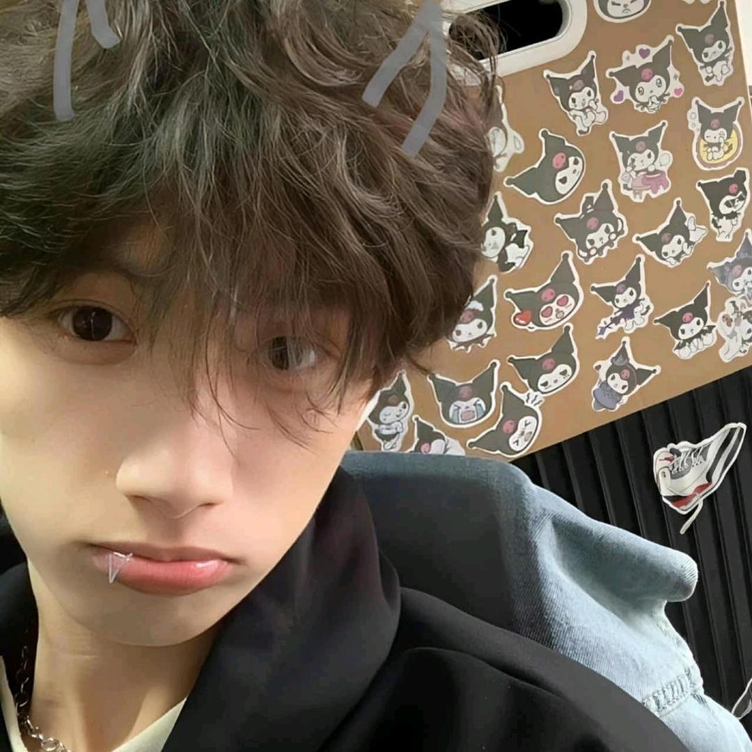 小泽服饰推荐官