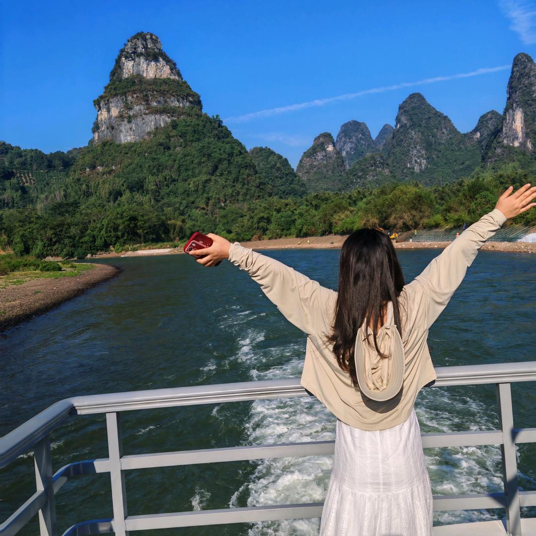 六盘水卖门窗那个女的