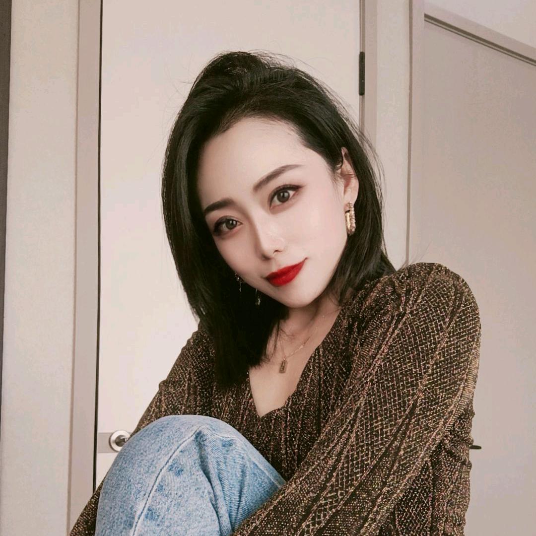 派先森木门--名风木门蒙