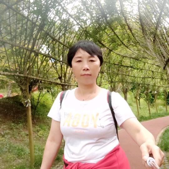 霞姐（19点10开播）