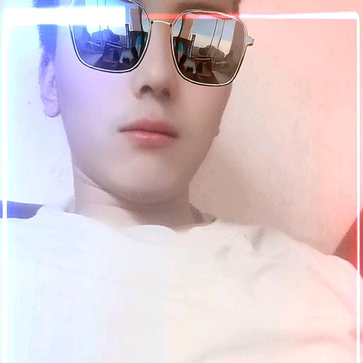 Ty、王总