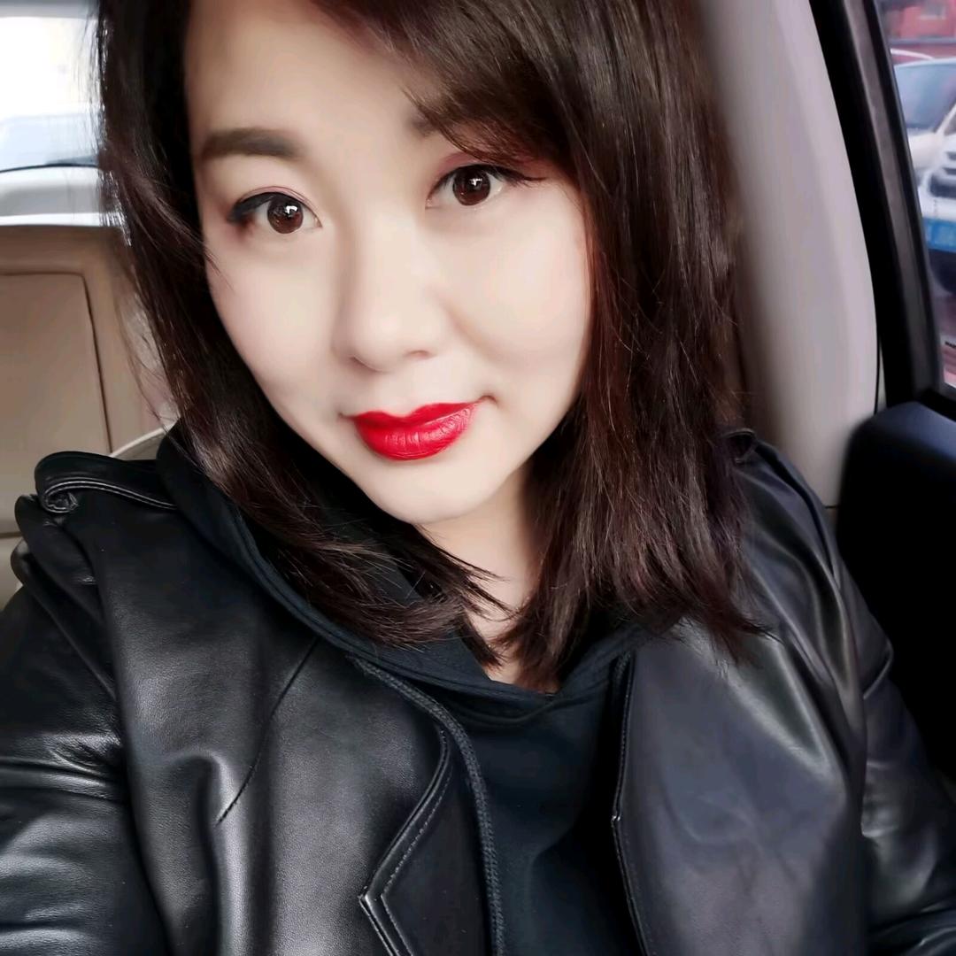 我是芮芮呀🍊🍎🦊🐍