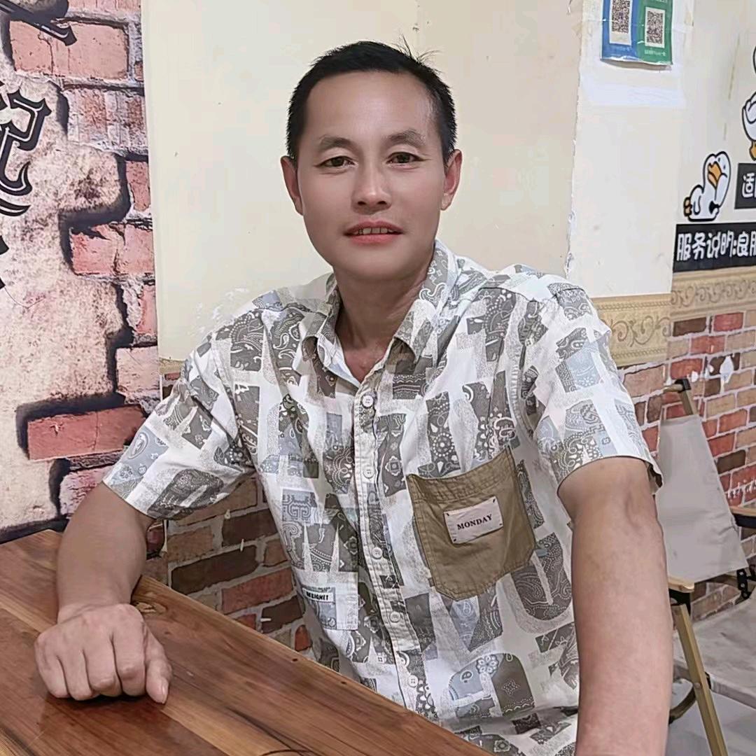天高云淡