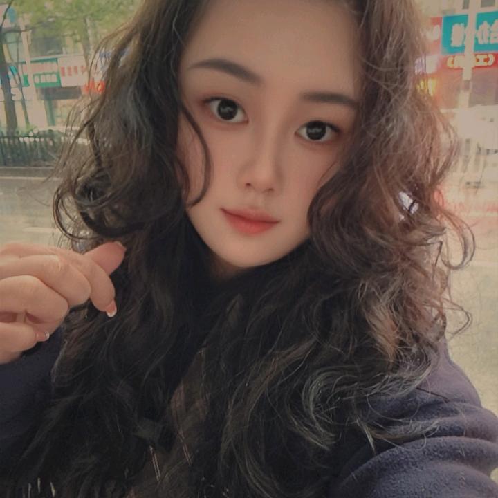 🐥₁₉93飞蛾妹