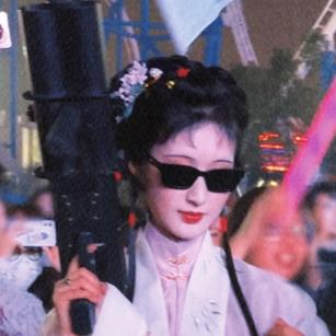 欧阳月兮头像