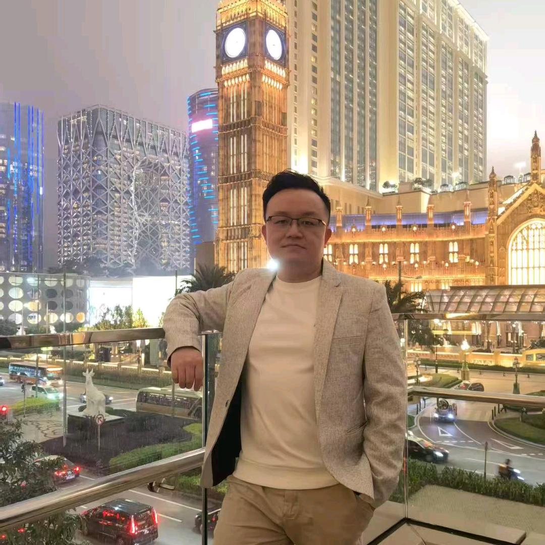 准哥喝茶聊球