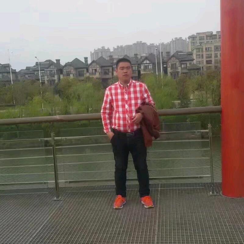 87年的🐇🌹，孙红航