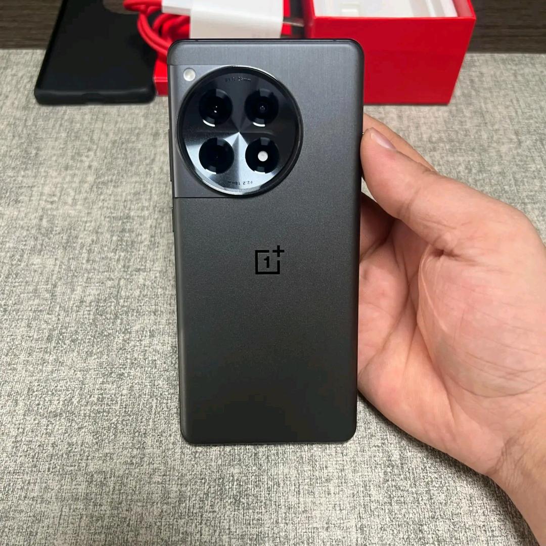 努力练的我肌肉男