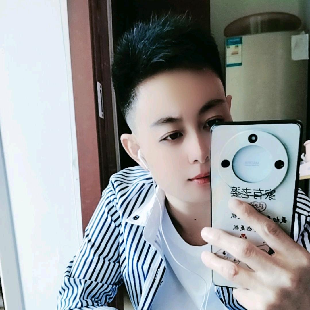 💞劉暁賤💞（单身可撩）