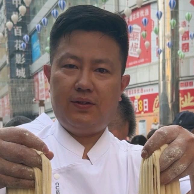 罗哥手擀面