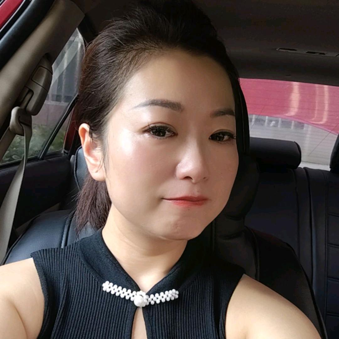 跑顺风车的女人