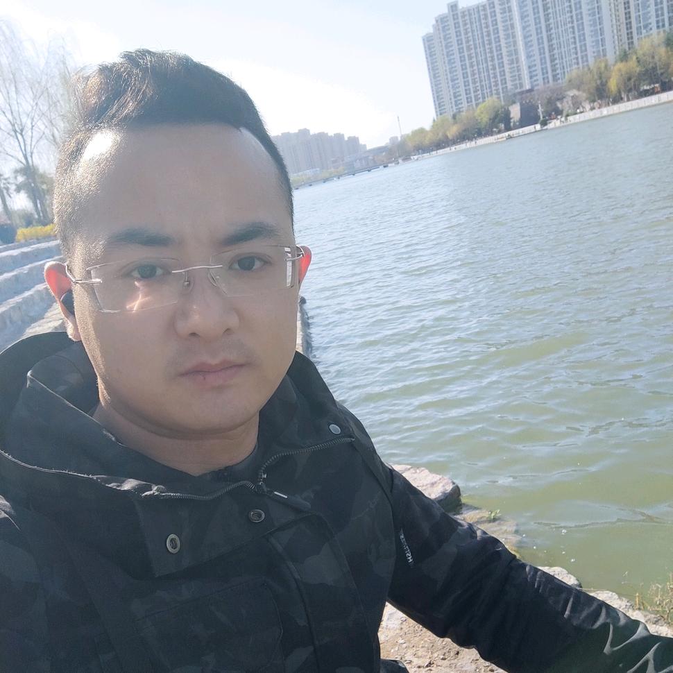 华夏龙少