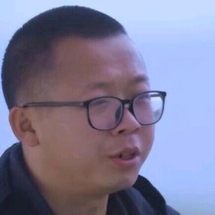 央美流浪哥