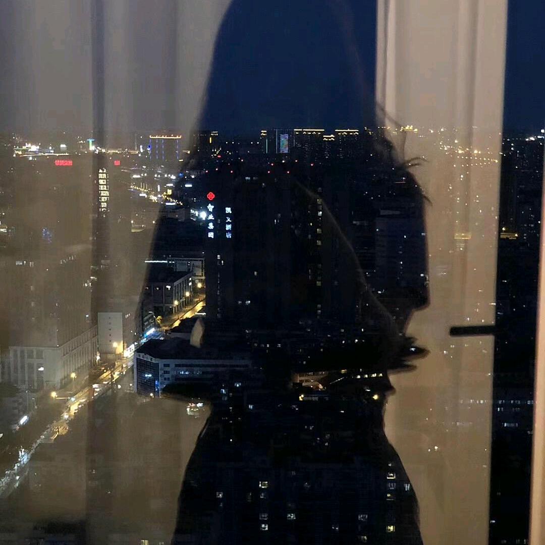 潔迩