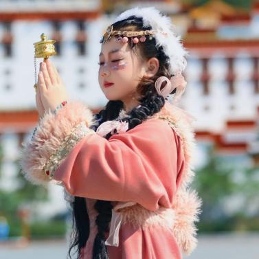 旖旎