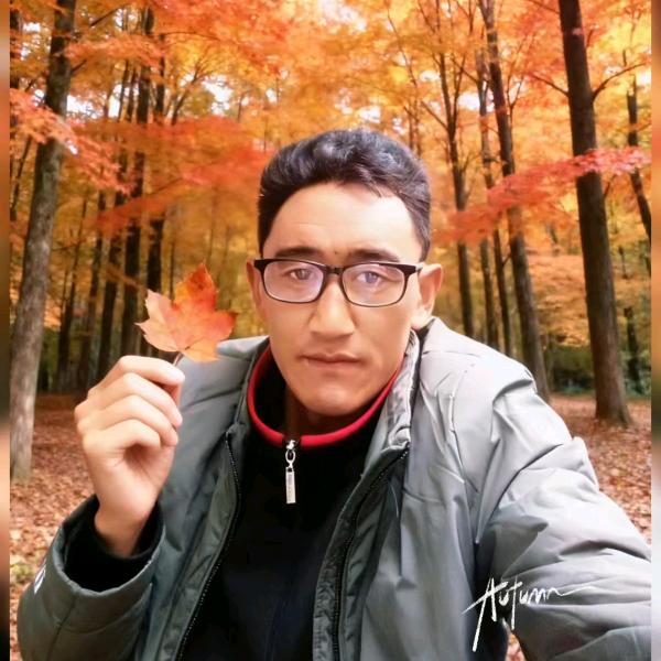 藏族男人