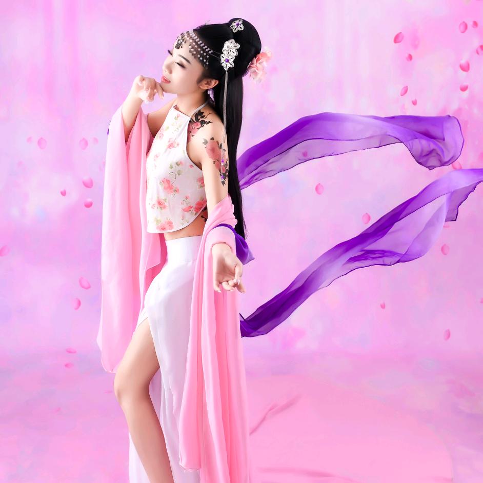 爱旅行的女孩🌷