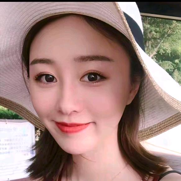 邱莹莹【精选穿搭】