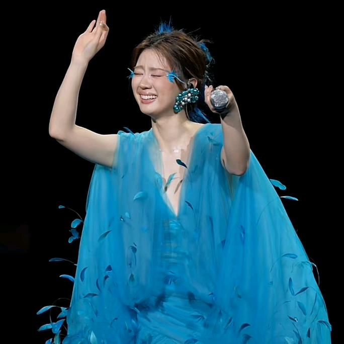 放荡自然半两醉