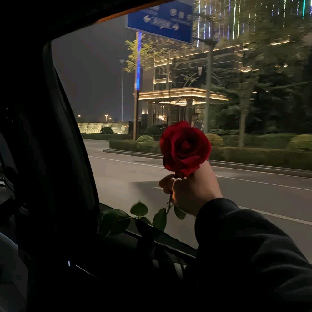 绝世柱子