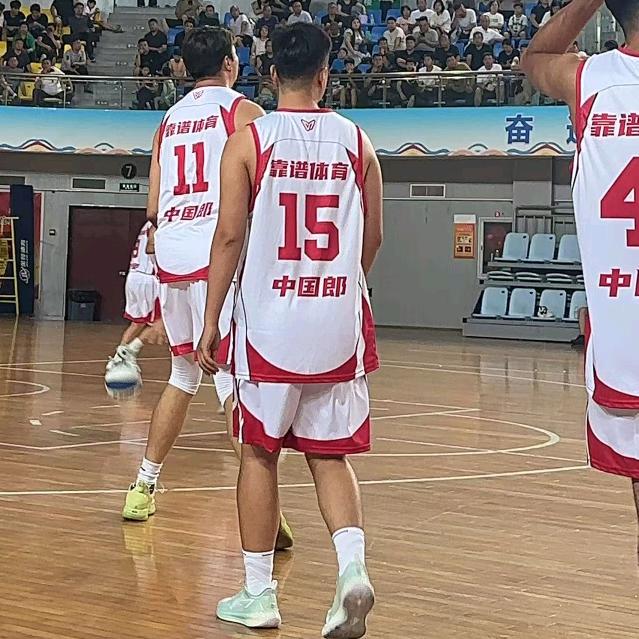 靠谱体育—杨教练