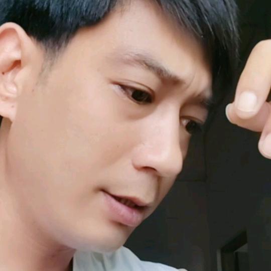 喆𩣝成翼