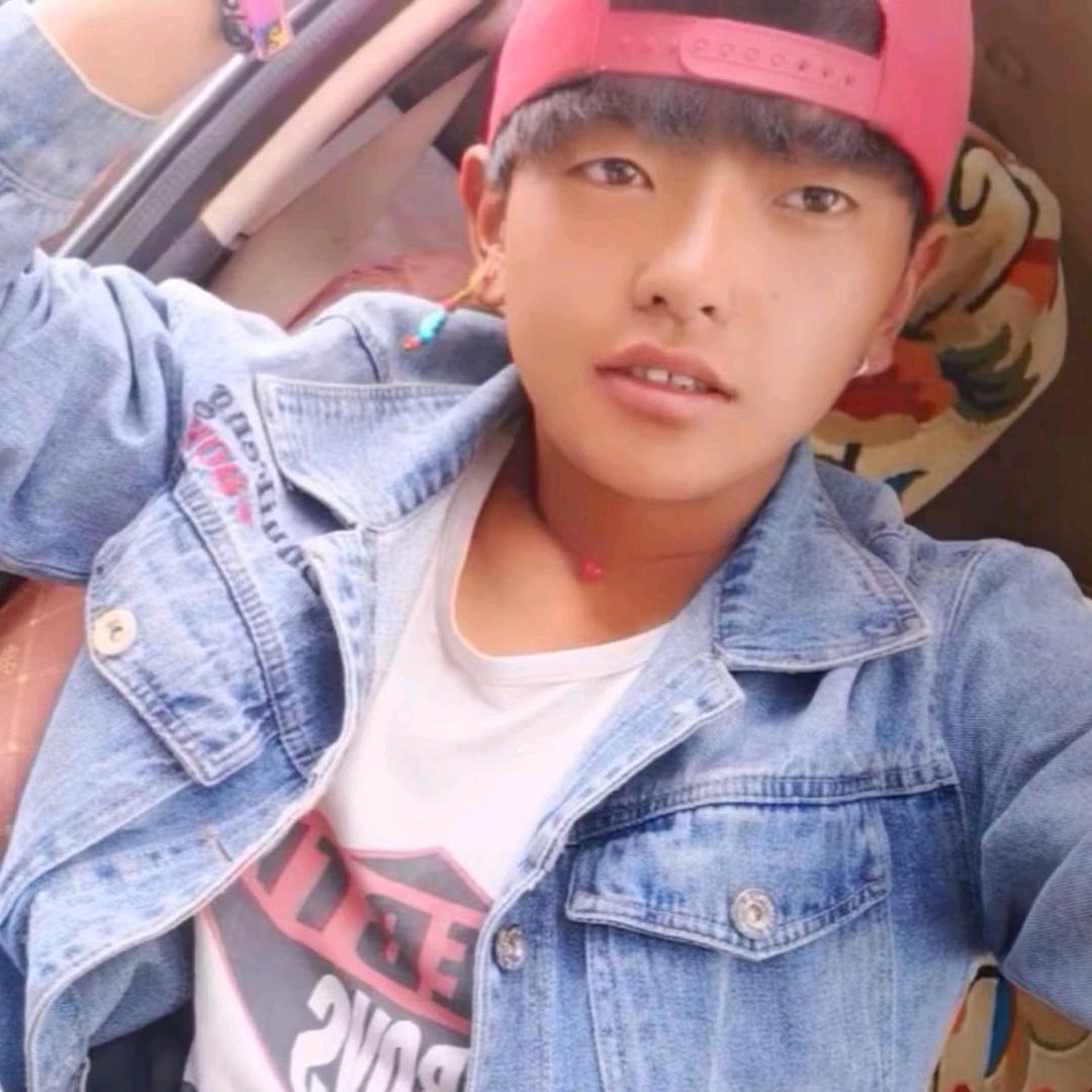 ༼    康珠次仁  ༽