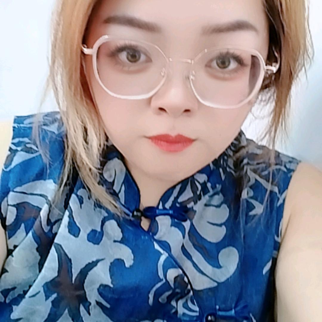 维恋服装（欧版大码女装））