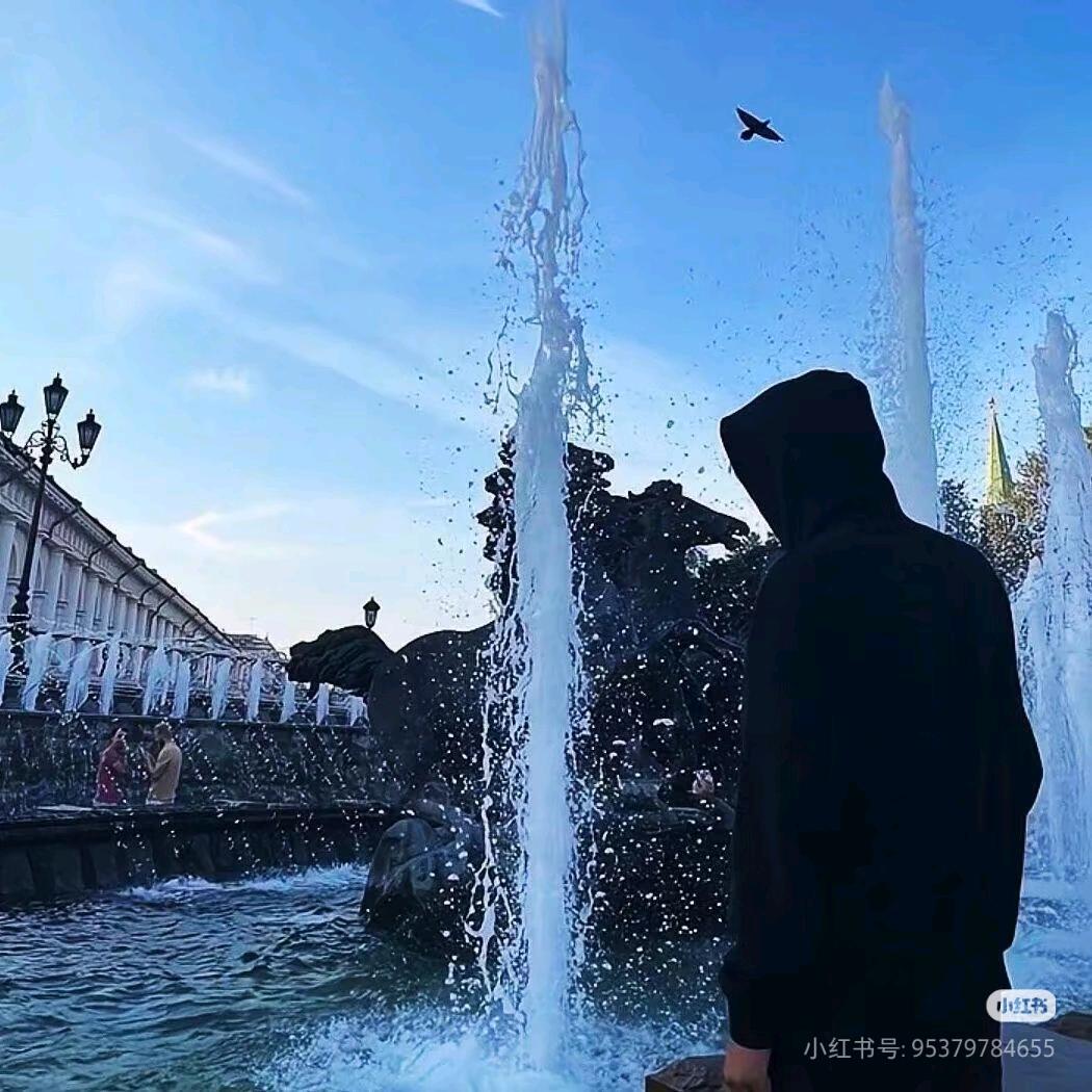 爱吃菠萝