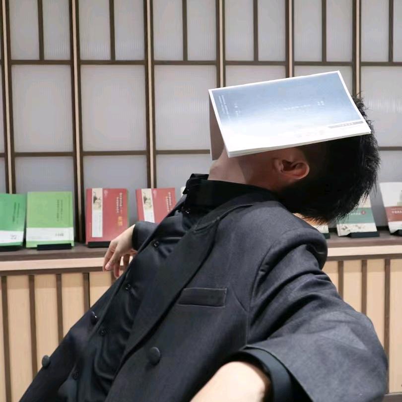 弹弓