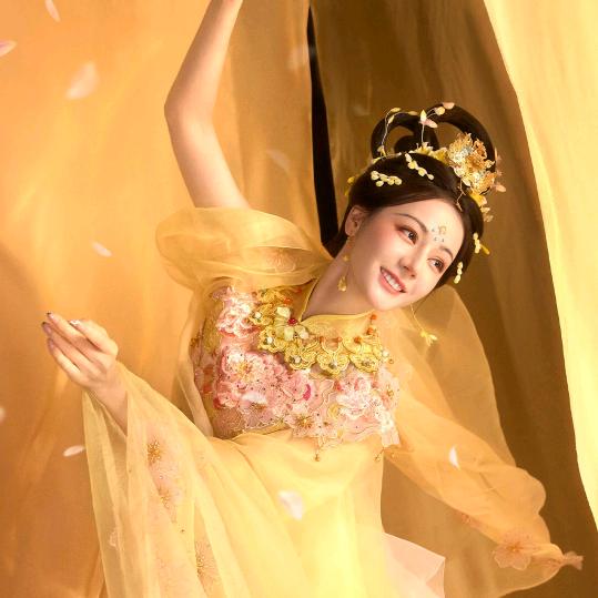 丽来财24168135381