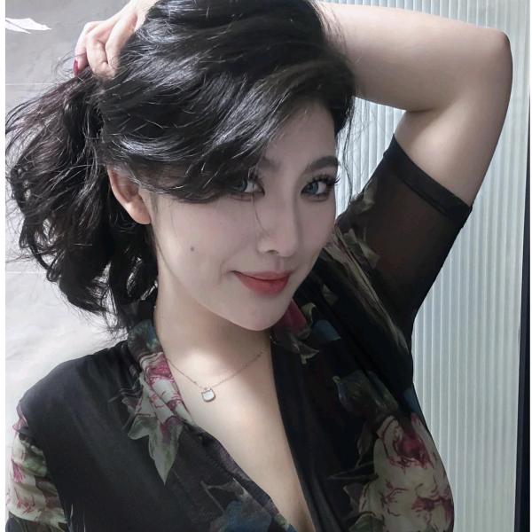 梅小姐