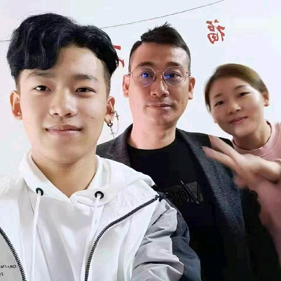 江湖，潇洒哥，