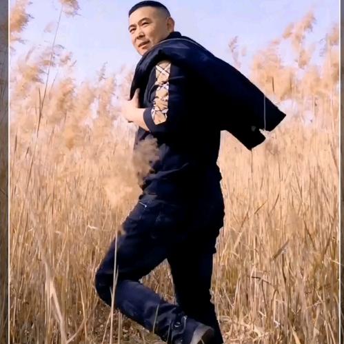 村哥来了