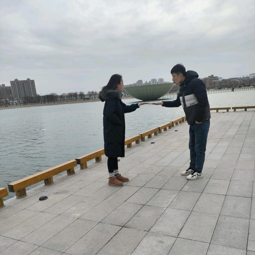 小邵在和田