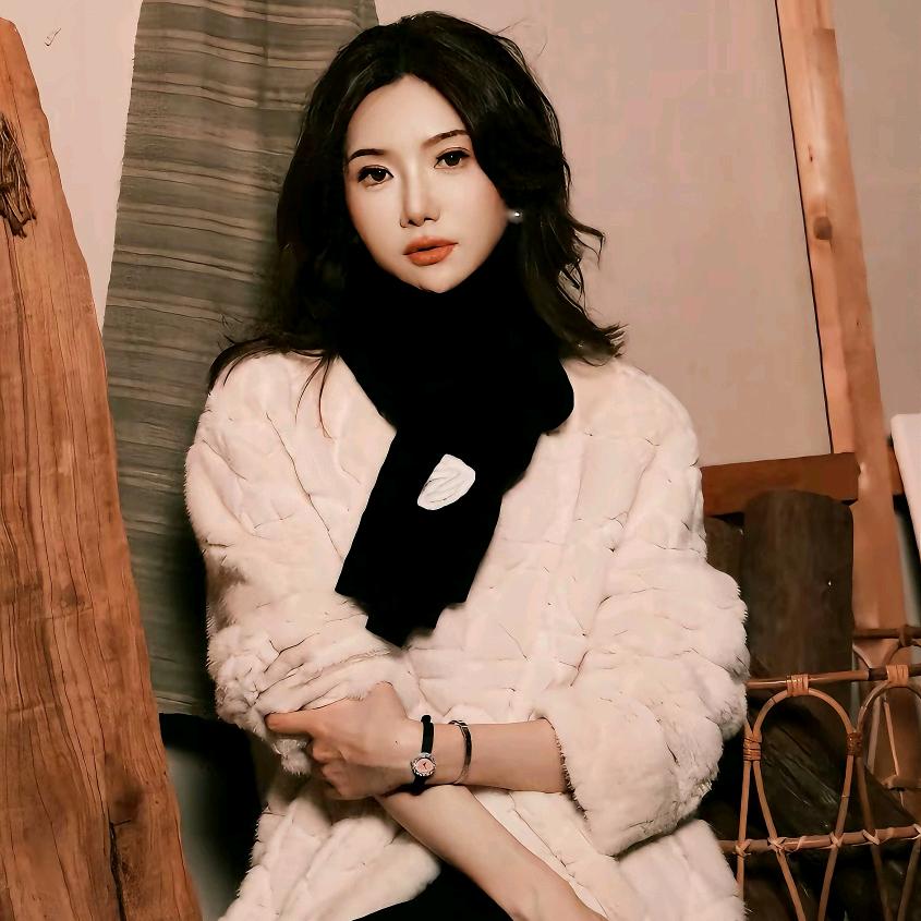 yiyi吖新中式高端轻奢女装