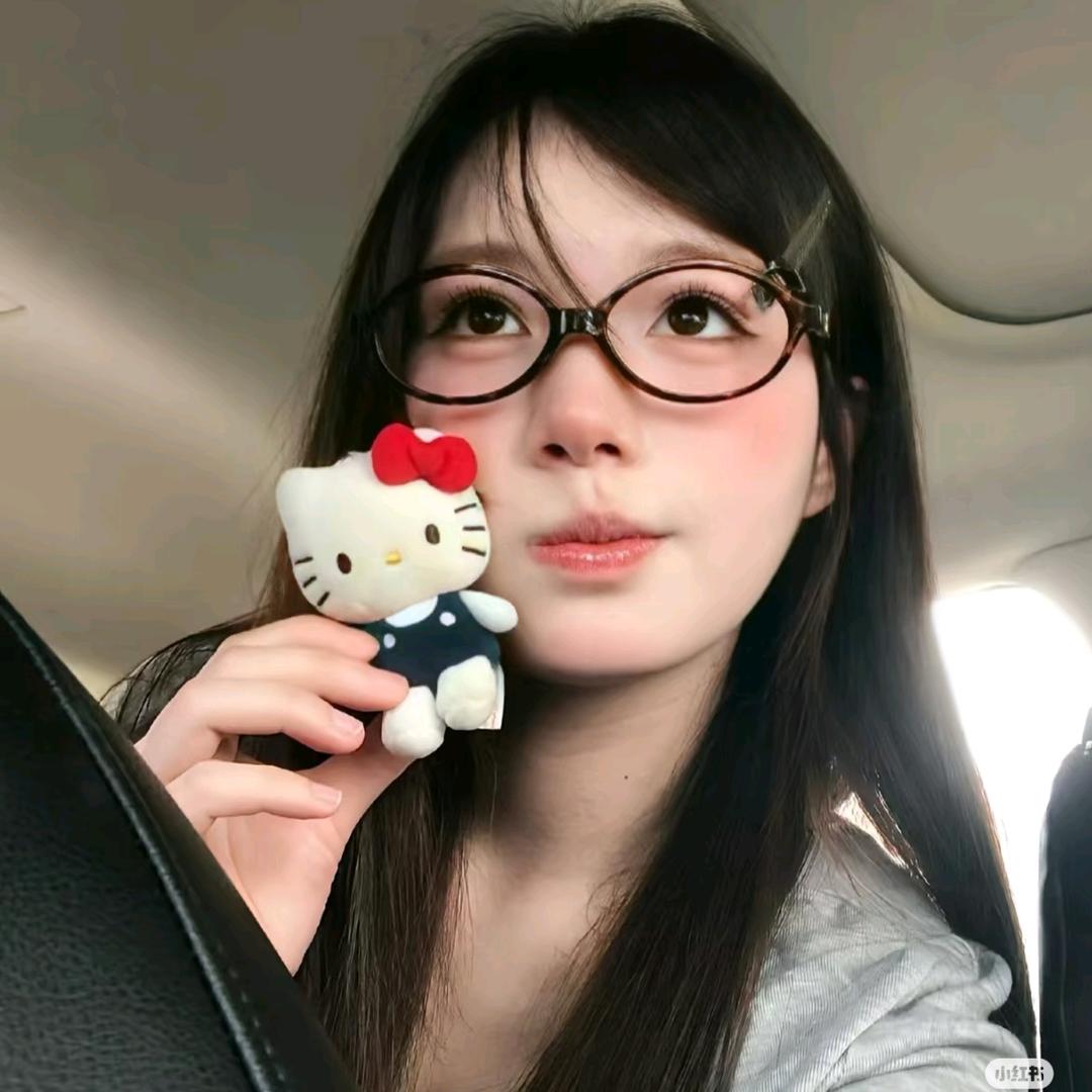 卖女孩的小火柴👻