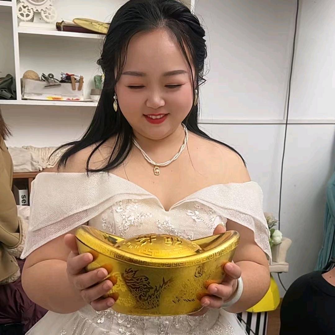 何家大小姐