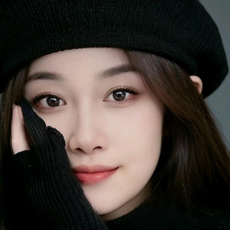 Xia -Yi-mo 💫