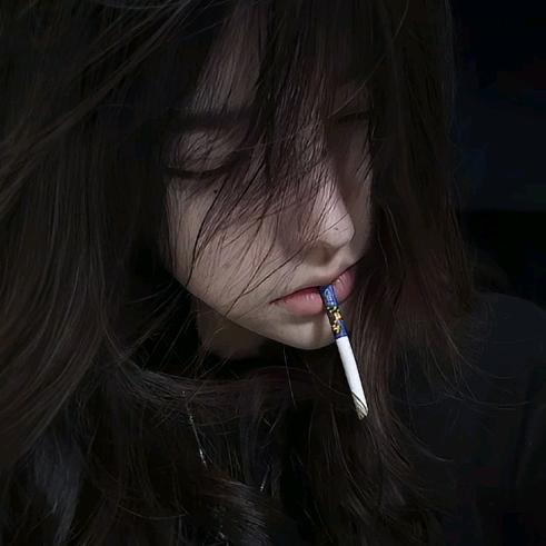 早坂爱