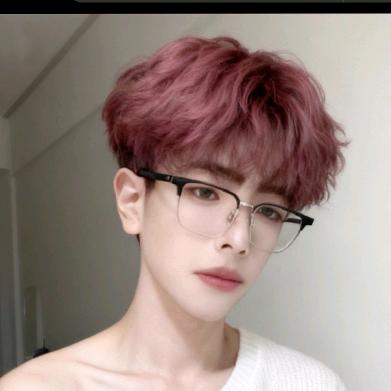 小🍀彬🍀哥🙉