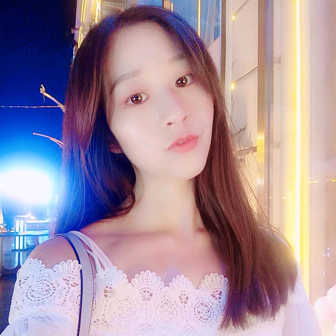 紫凌女装穿搭