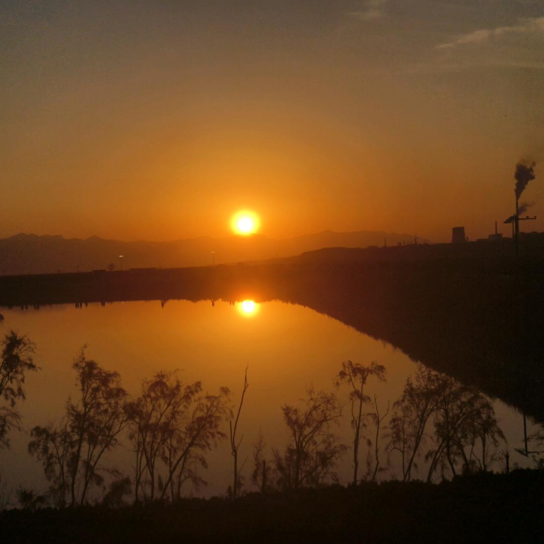 对方正在输入…